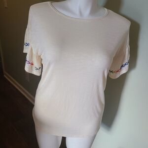 Hailey & Co. Cream colored blouse